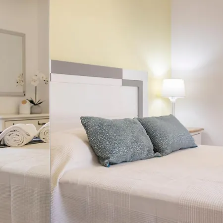 Centralgarve - Crown 22 Hébergement de vacances *