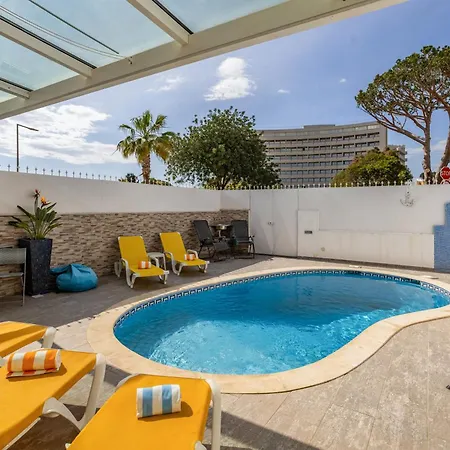 Centralgarve - Crown 22 Nyaraló Quarteira