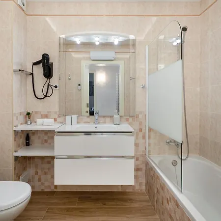 Centralgarve - Crown 22 *