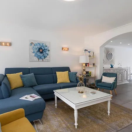 Centralgarve - Crown 22 펜션 *