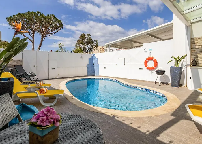 Centralgarve - Crown 22 Hébergement de vacances Quarteira